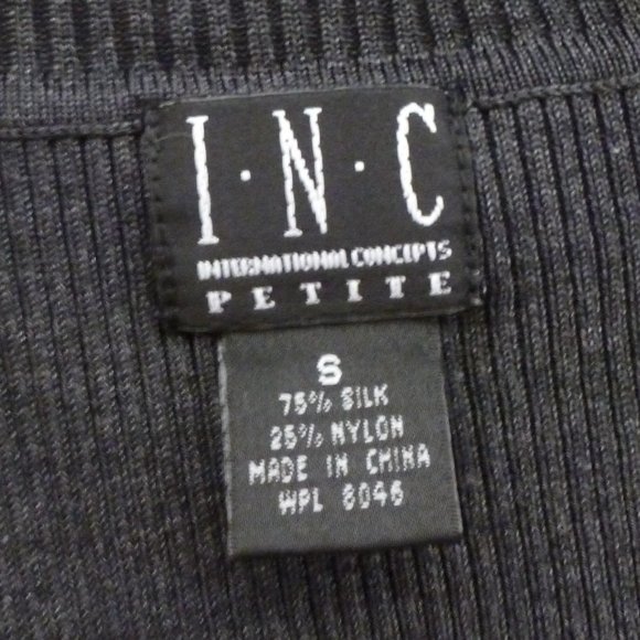 INC International Concepts SP Gray Turtleneck - Picture 3 of 3
